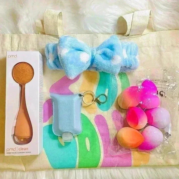 PMD BEAUTY Smart Facial Cleansing Device Bundle - Picture 8 of 15